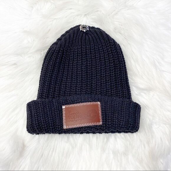 Love Your Melon Calgary Flames Knit Hat Black - Picture 1 of 3